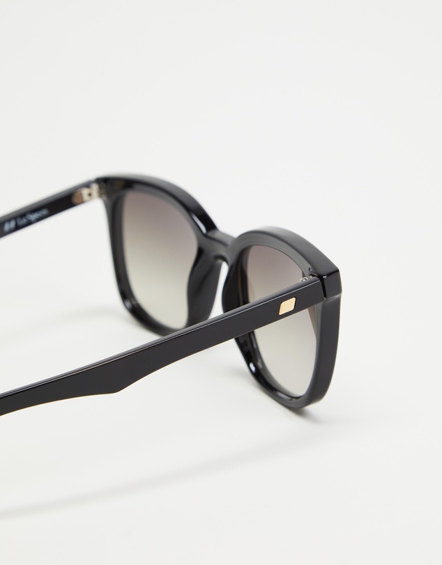 2022 | Shop Le Specs - Veracious on sale at sunglassesspecs.com